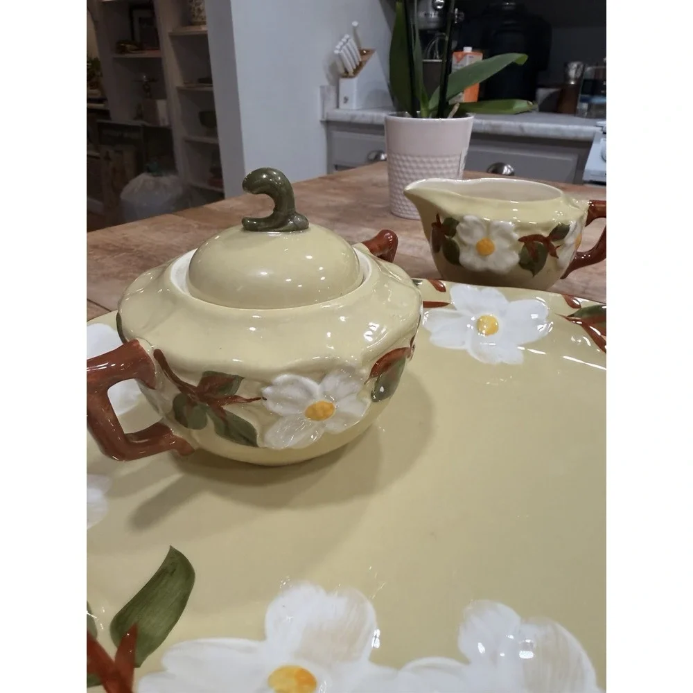 Hardy Painted Rangl Dogwood Hand Painted Ceramic platter w creamer + suga